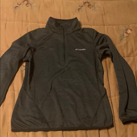 Columbia Jackets & Blazers - Columbia Charcoal Quarter-Zip Pullover ladies small EUC